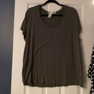 H&M Olive Short Sleeved Tee